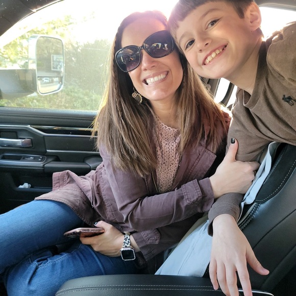 Meet your Posher, Paula - Picture 3 of 8